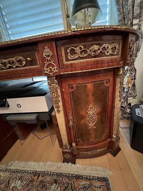 Bureaux: Wunderschöner Schreibtisch, Style Napoleon III – D'occasion à Liestal par patakuna 1