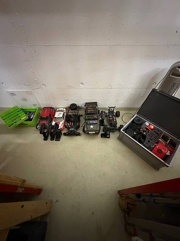 Modellismo RC: Diversi Modelli radiocomandati e diversi pezzi – Usato da Massagno venduto da ber_fc9n 2