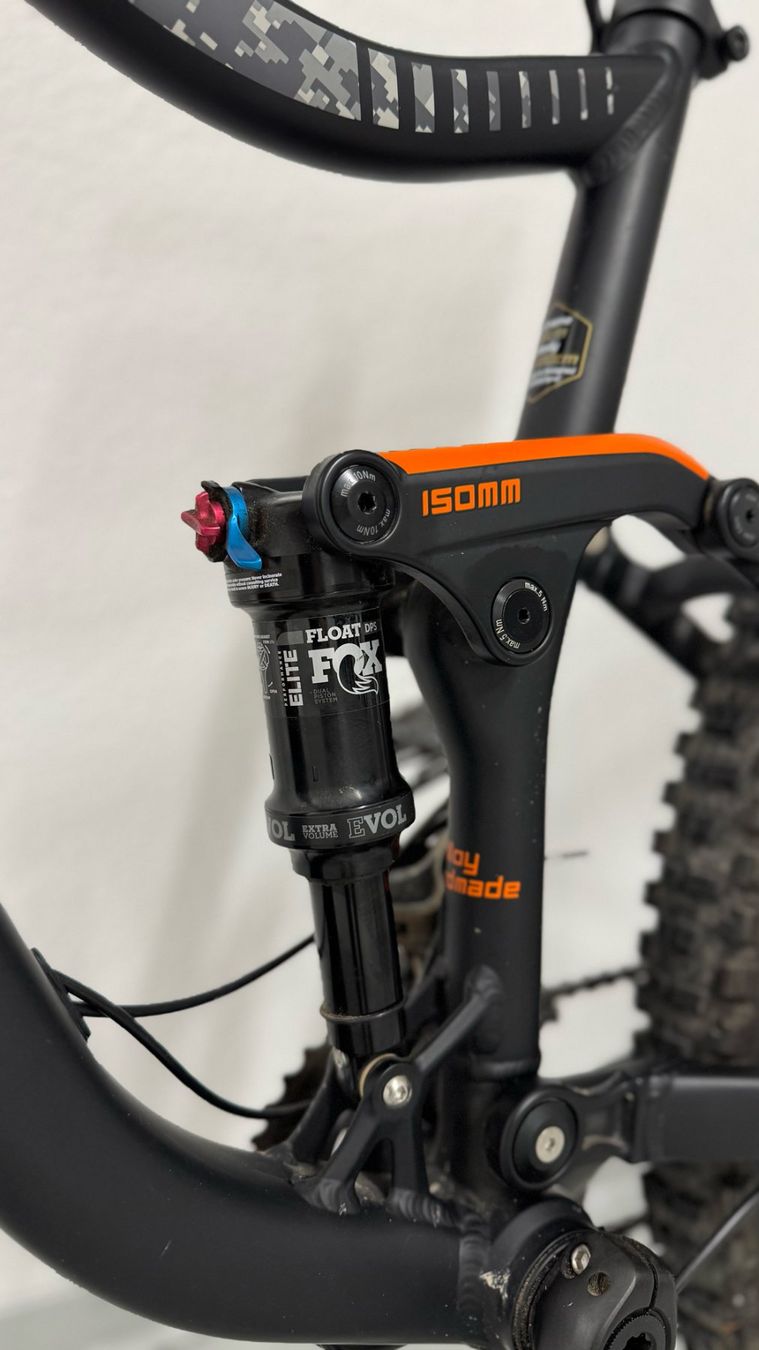 Canyon Biciclette: 2x Canyon CH, rock full suspension mountain bikes – Usato da Bern venduto da rhyn 4
