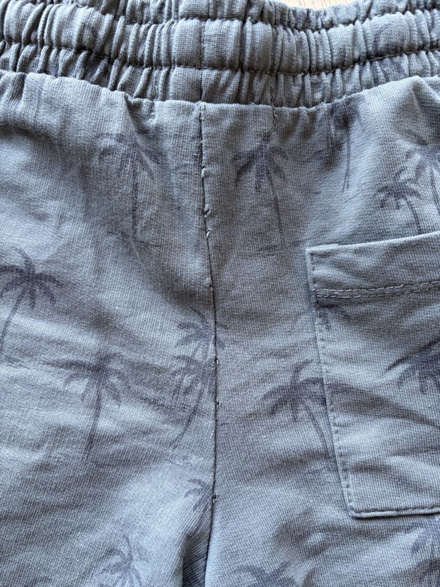 Mango Hosen: Shorts Mango Grösse 134 – Gebraucht aus Aarburg von cha_6t8j 1