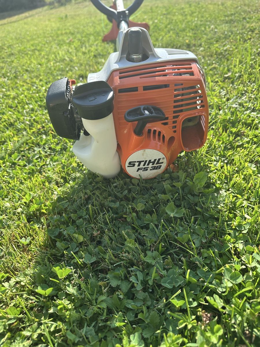 Stihl Tondeuses à gazon: Stihl FS38 Trimmer – D'occasion à Benken SG par Malou1 4