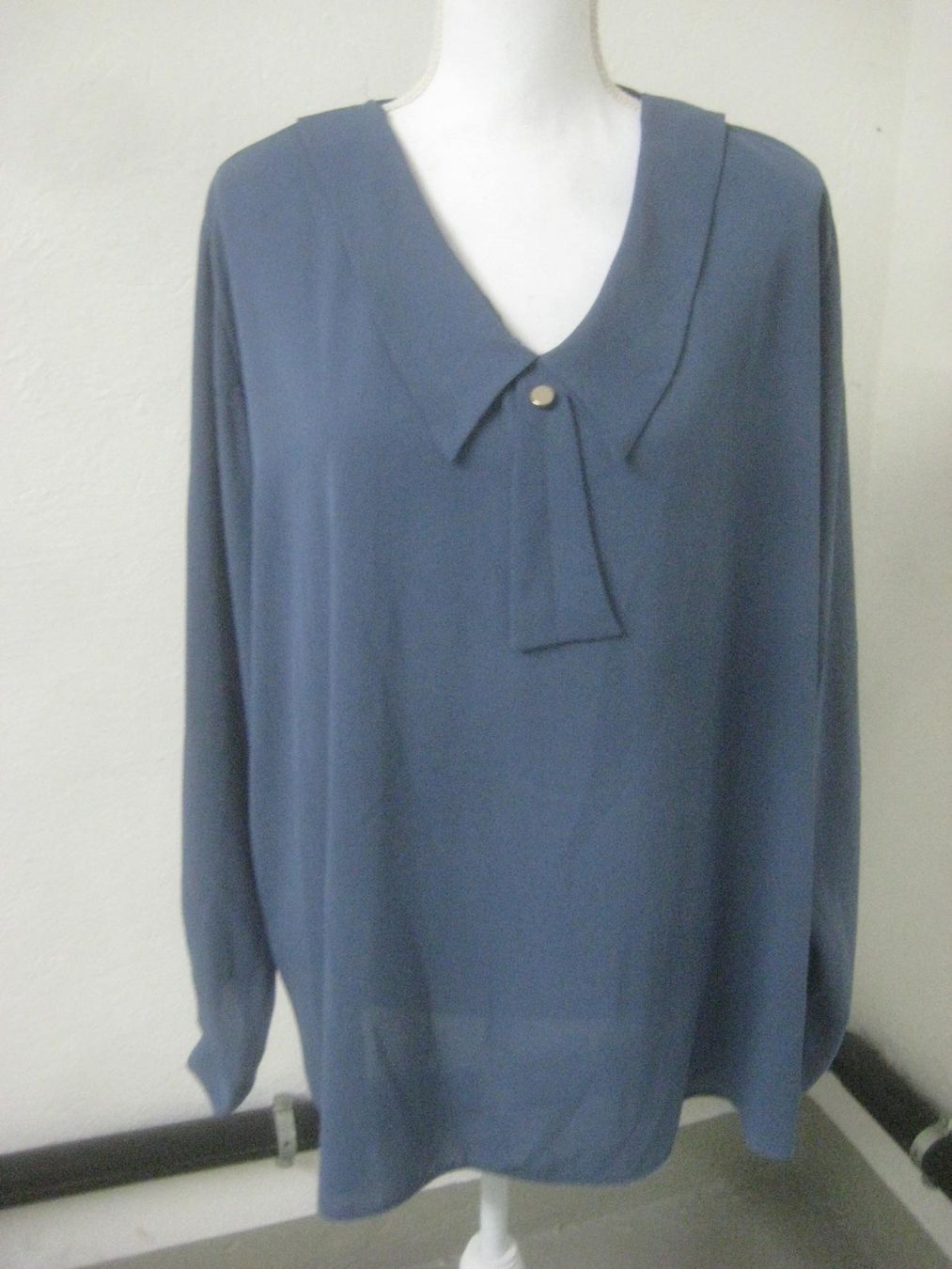Blusen: DAMEN  BLUSE – Gebraucht aus Uster von flocke1