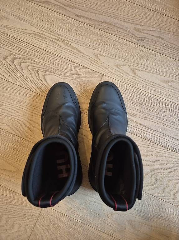 Herrenschuhe: Herbstschuhe Hugo Boss – Gebraucht aus Seuzach von Mmassoli 1