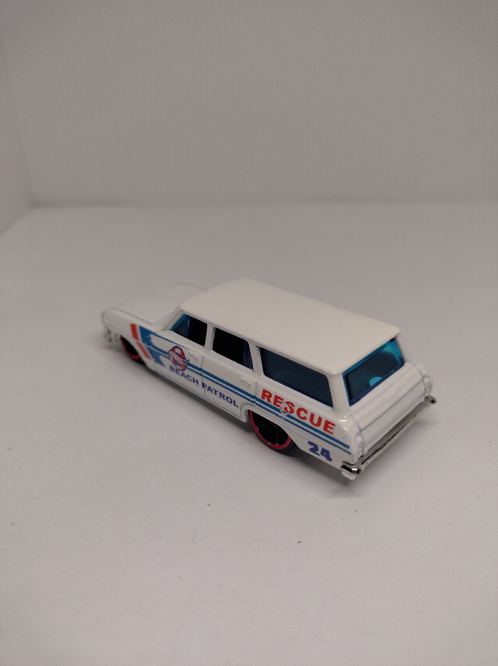 Hot Wheels Voitures modèles: Hot Wheels Chevy Nova Wagon – Neuf (Voir description) à La Chaux-de-Fonds par Pierrot8404 3