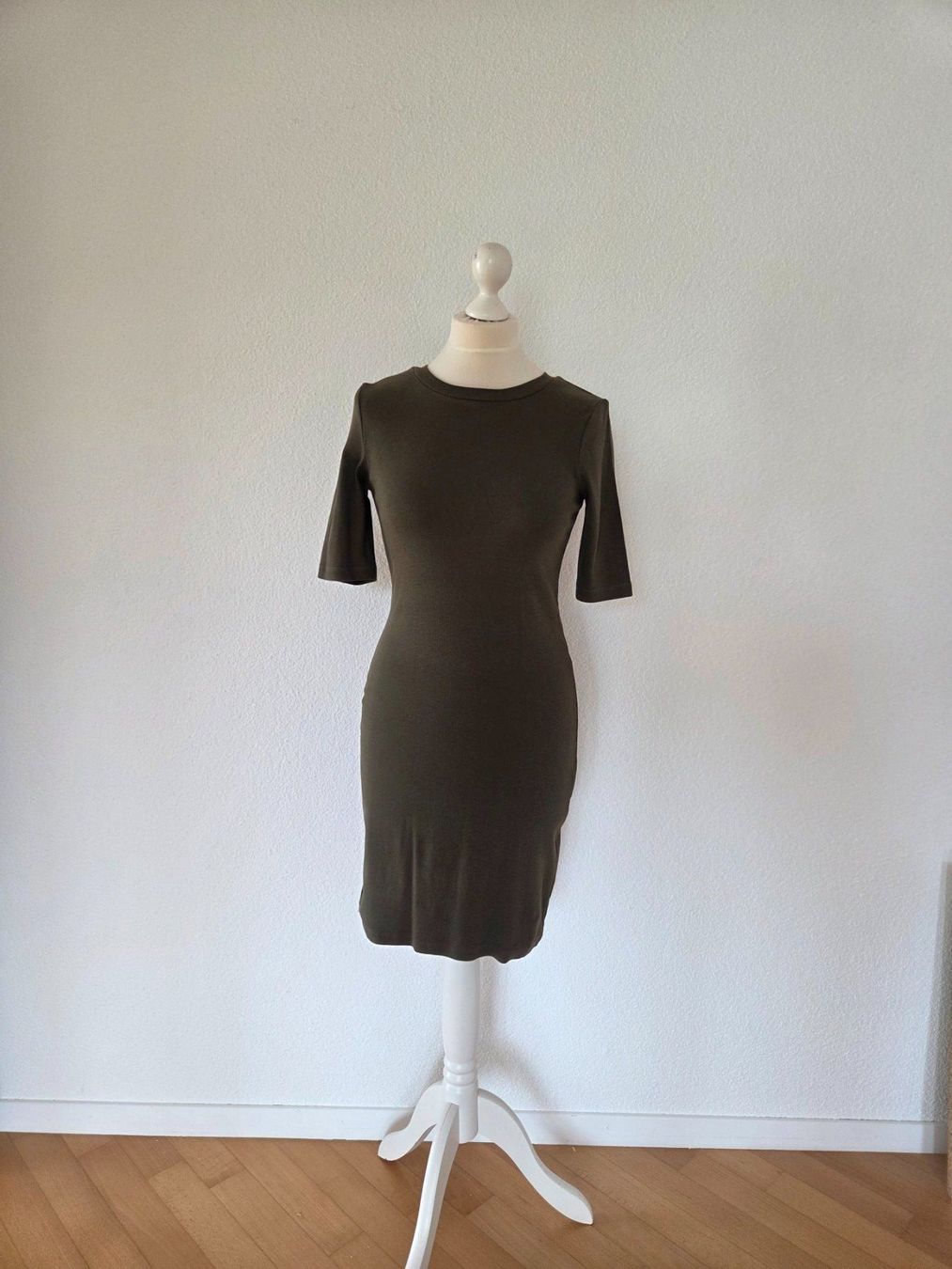 Vestiti: Freizeitkleid Grün Even&Odd – Usato da Wängi venduto da Bibo4.