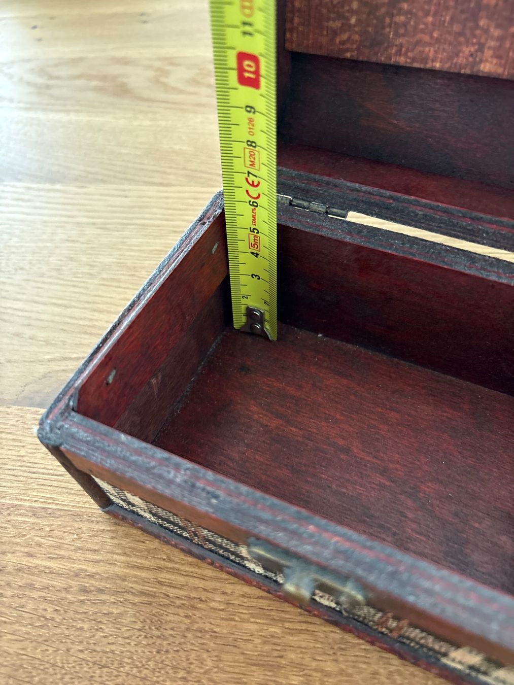 Portagioie: Vintage-Schmuckkästchen aus Holz – Usato da Zürich venduto da bbbggg 6