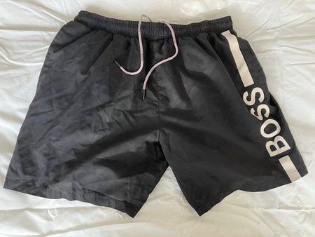 Short  BOSS noir T M