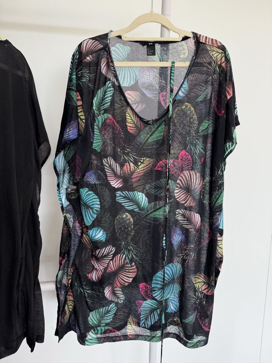 H&M Vestiti: H&M floral beach dress – Usato da Zürich venduto da di_archive