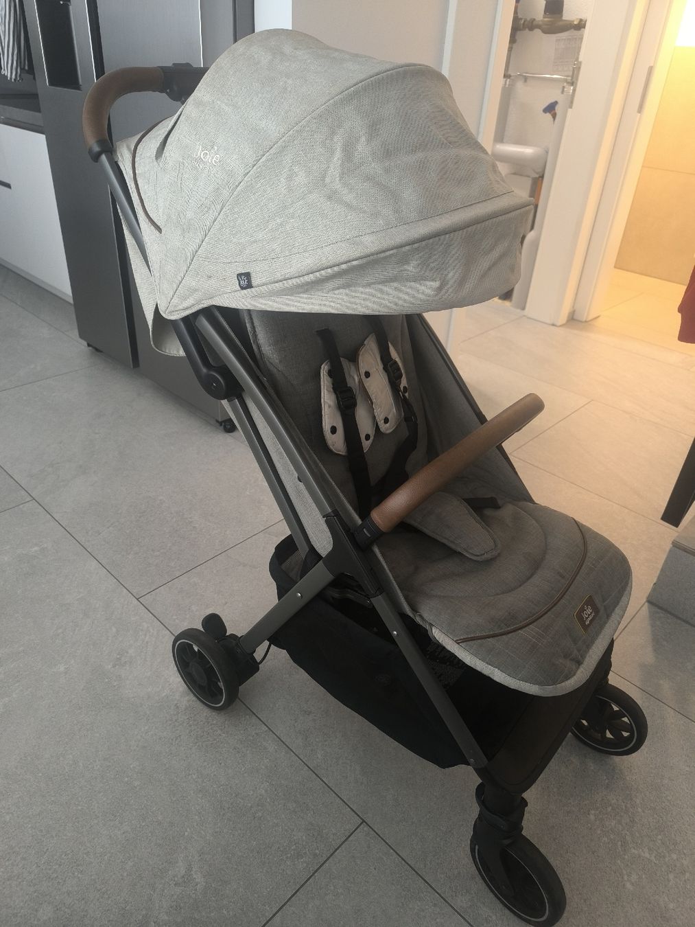 Joie Kinderwagen: Poussette Joie signatures – Gebraucht aus Pieterlen von rez_f8tv