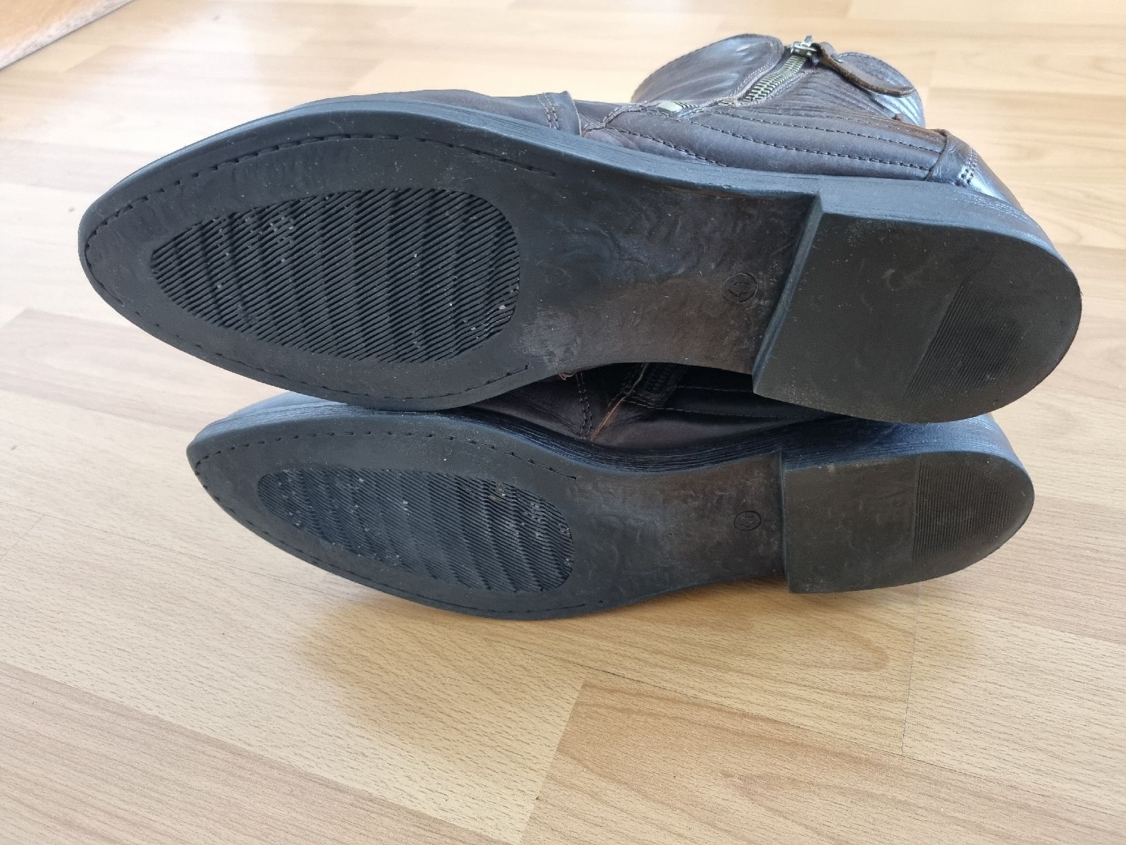 Globus Scarpe da donna: Globus Damenstiefeletten Braun, Grösse 41 – Usato da Laupen BE venduto da Bombers 4