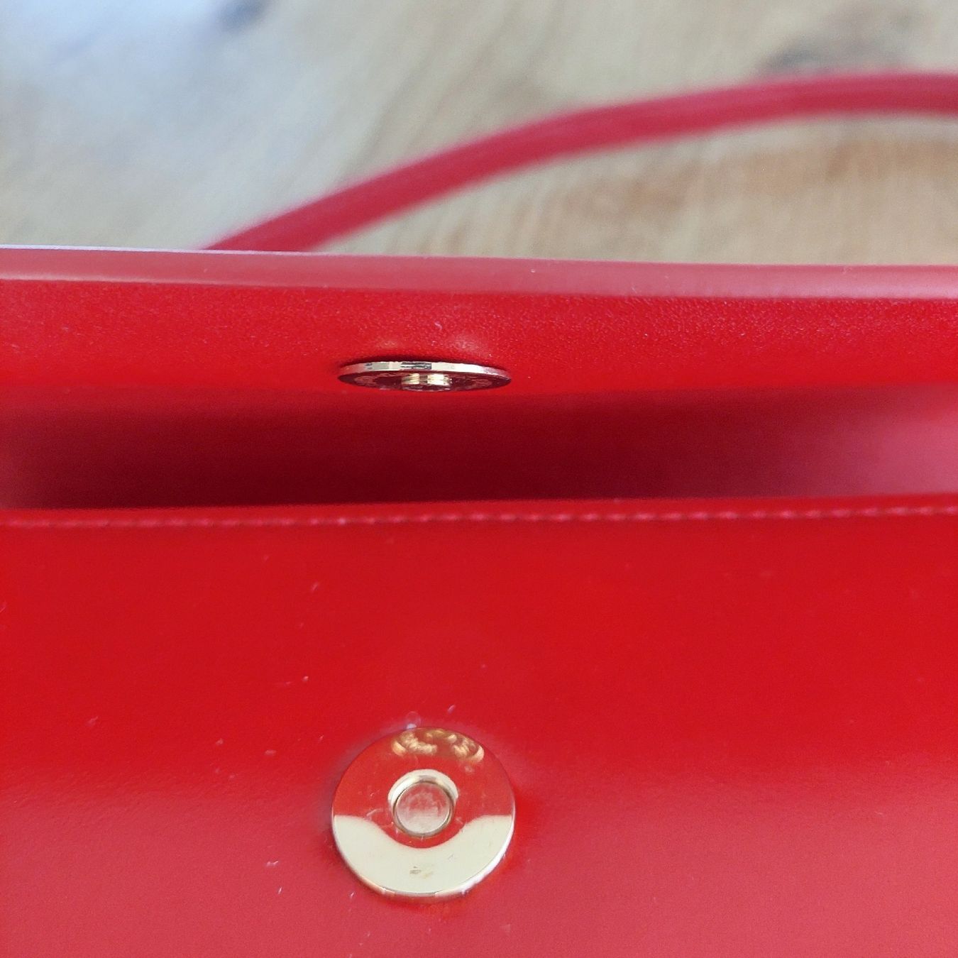 H&M Borse da donna: Neue Handtasche – Nuovo e nell'imballaggio originale da Fehraltorf venduto da fridolin024 2