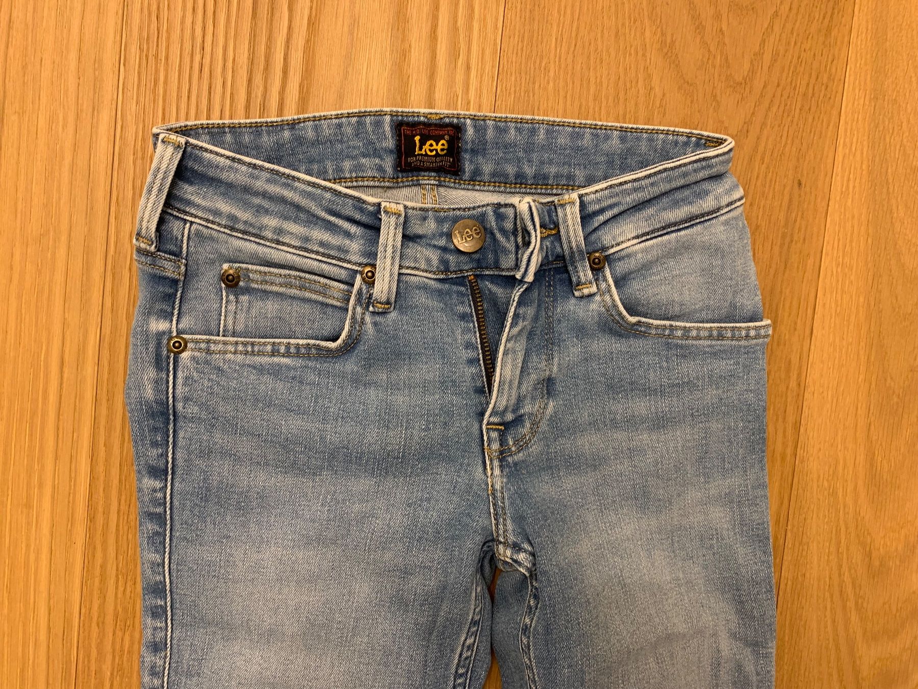 Lee Jeans: Jeans blau Lee Gr. 24/31 – Usato da Signau venduto da stalder-langenegger 1