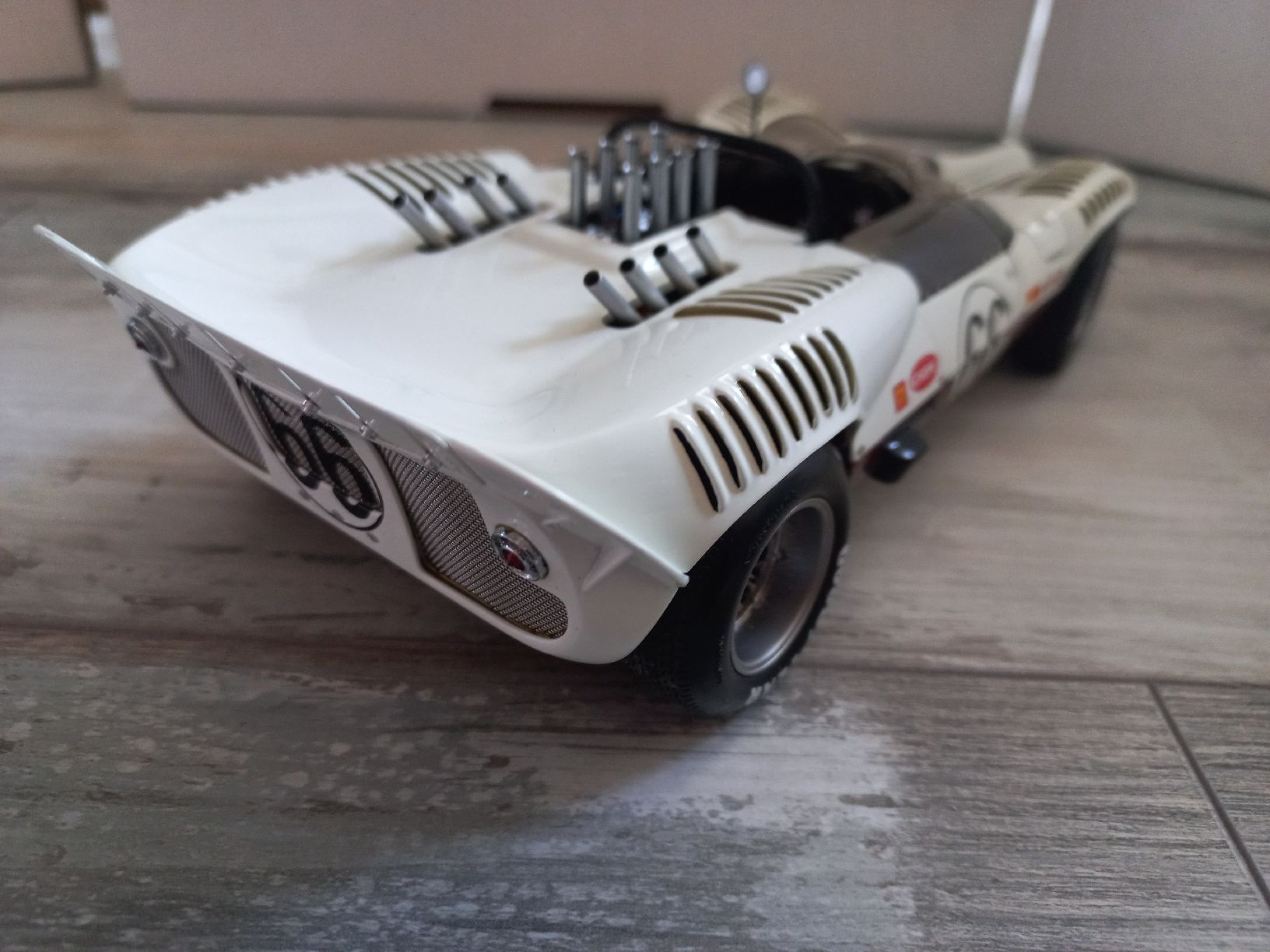 Exoto Modellautos: Chaparral 2C 1/18 Exoto – Gebraucht aus Attalens von remy_s00 4