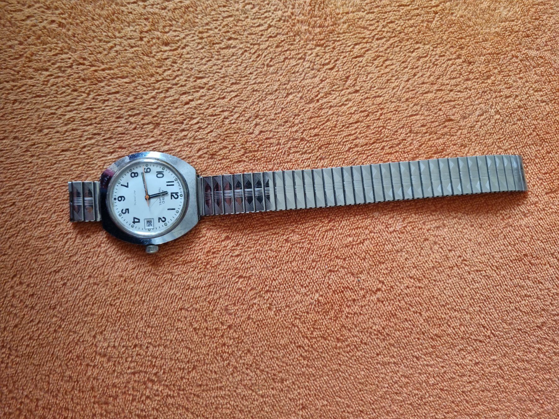 Orologi: AERO NEUCHATEL AUTOMATIC – Usato da Schaffhausen venduto da Leveron13 7