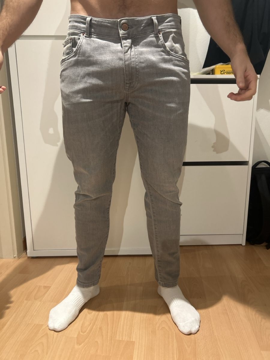 Jeans: Grey Jeans – Nuovo (secondo la descrizione) da Zürich venduto da pil_9sh9