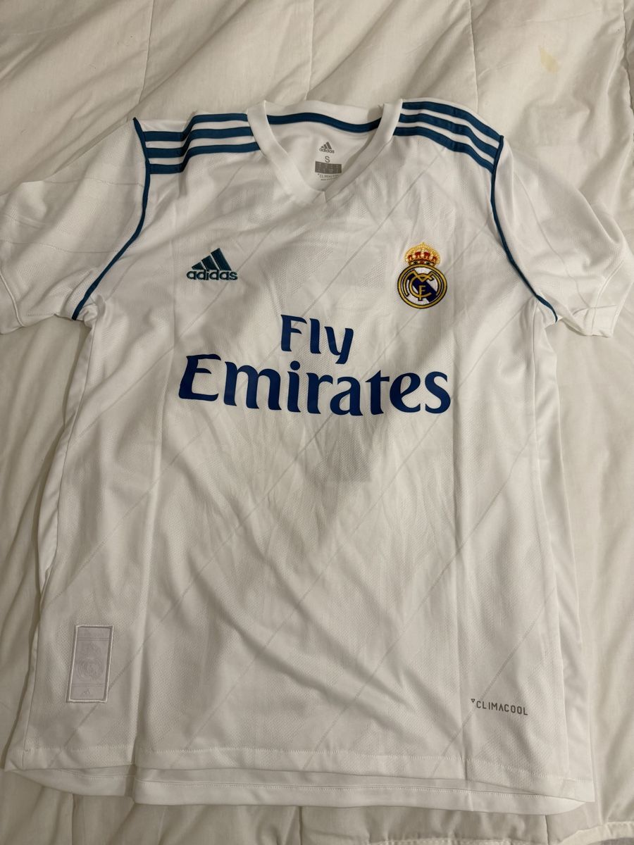 Maillots de corps & Pantalons: Ronaldo 2017 Trikot – Neuf avec emballage d'origine à Biel/Bienne par Husseinsheikho 1