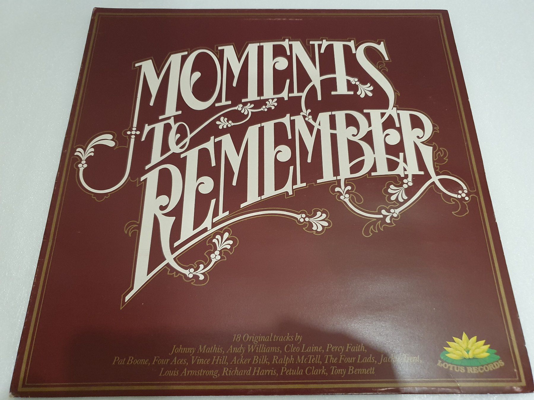 Schallplatten: Moments To Remember – Gebraucht aus Uster von Vinyl-Leidenschaft