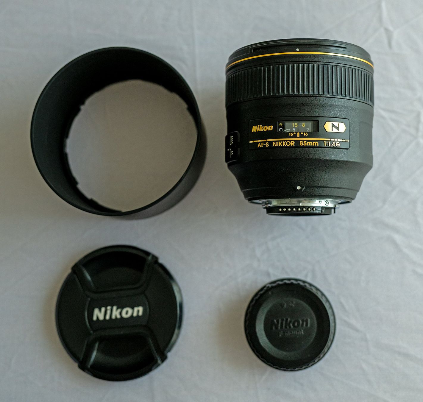Nikkor Obiettivi: AF-S Nikkor 85mm f/1.4 G – Usato da Fällanden venduto da Frank14 1