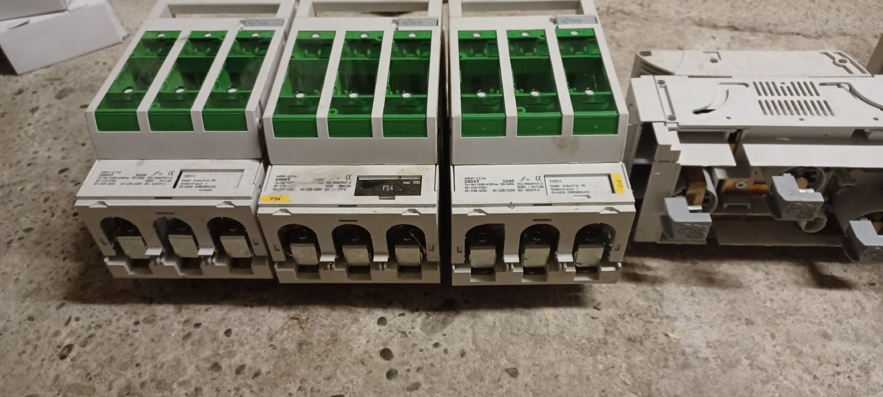 Hager Elektronikbauteile: NH-Trenner – Gebraucht aus Lommis von Mondeo63070