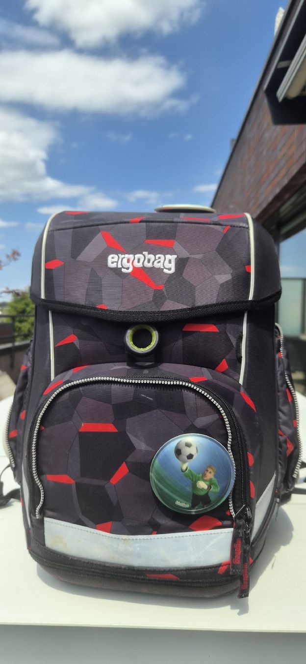 Ergobag Kindertaschen: Ergobag set – Gebraucht aus WETTSWIL von bel_8788 7