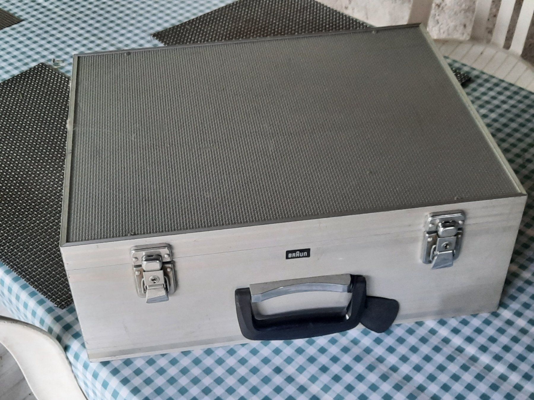 Topcases: Valise en aluminium – D'occasion à Lausanne par Danmartin0