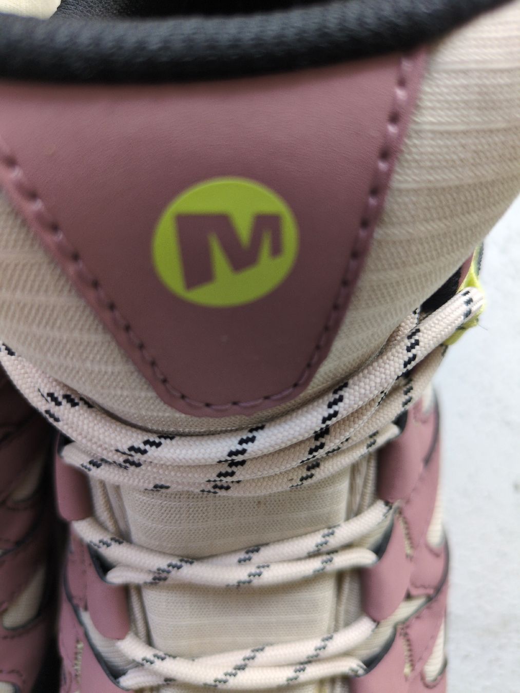 Chaussures femmes: Merrell Wanderschuhe  – D'occasion à Wil / ZH par Tomseymoor 2