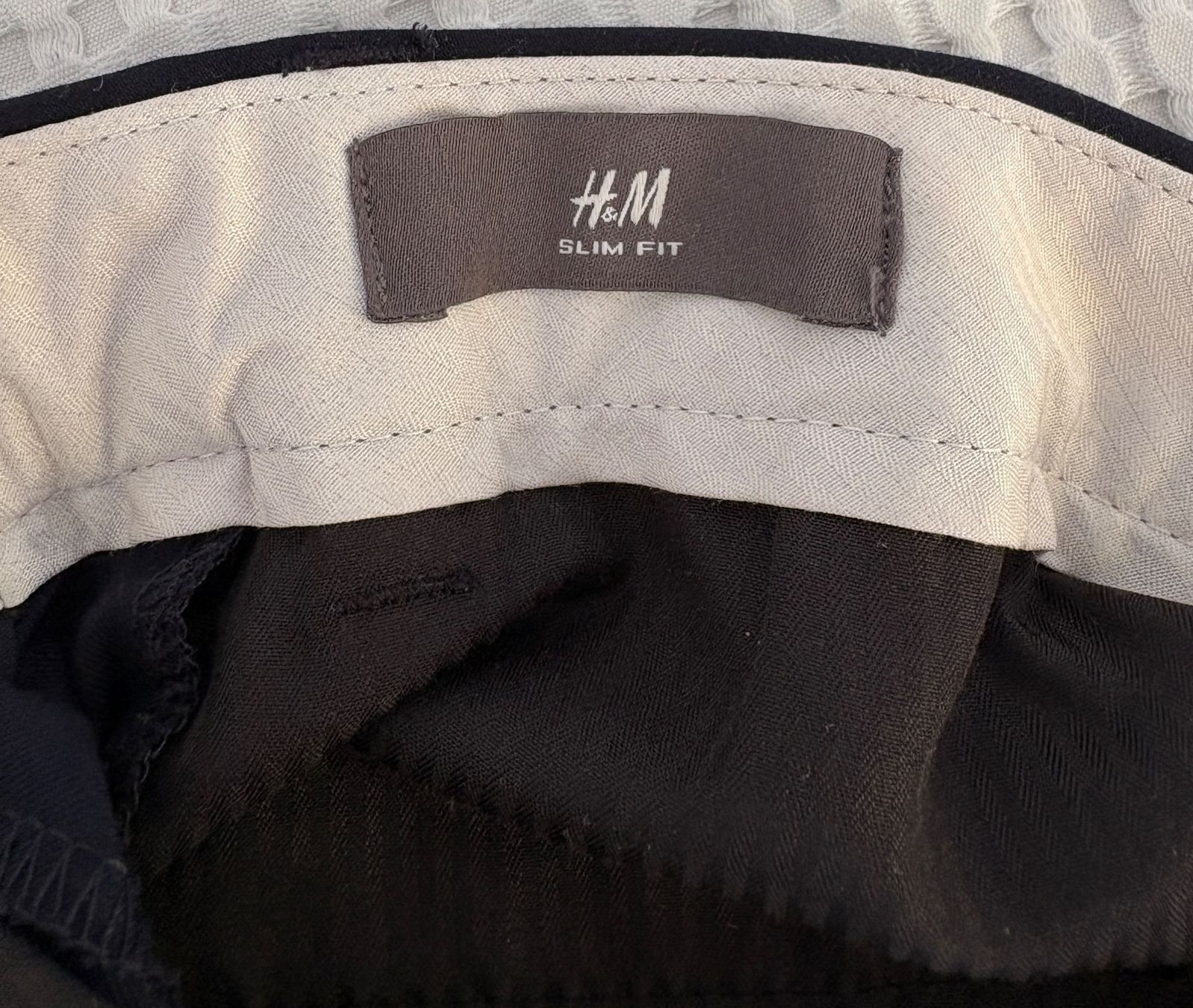 H&M Completi: Herren Anzug dunkelblau Gr. 46 – Usato da Embrach venduto da Decius 8