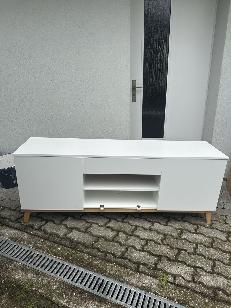 Mobili TV: Fernsehmöbel – Usato da Oberdiessbach venduto da BlackJade01 1