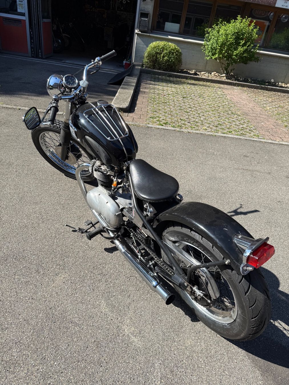 Triumph Cruisers: Triumph Bobber – D'occasion à Hünenberg par Harywood 2