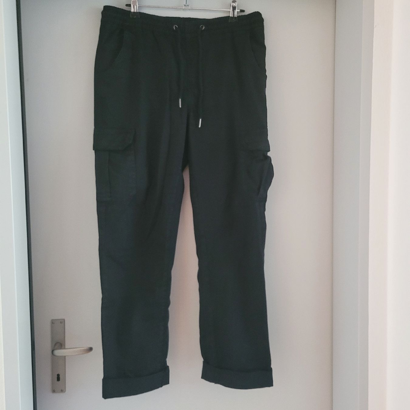Urban Outfitters Pantaloni: Urban Classics Cargohose Damen – Usato da Schmerikon venduto da 7855