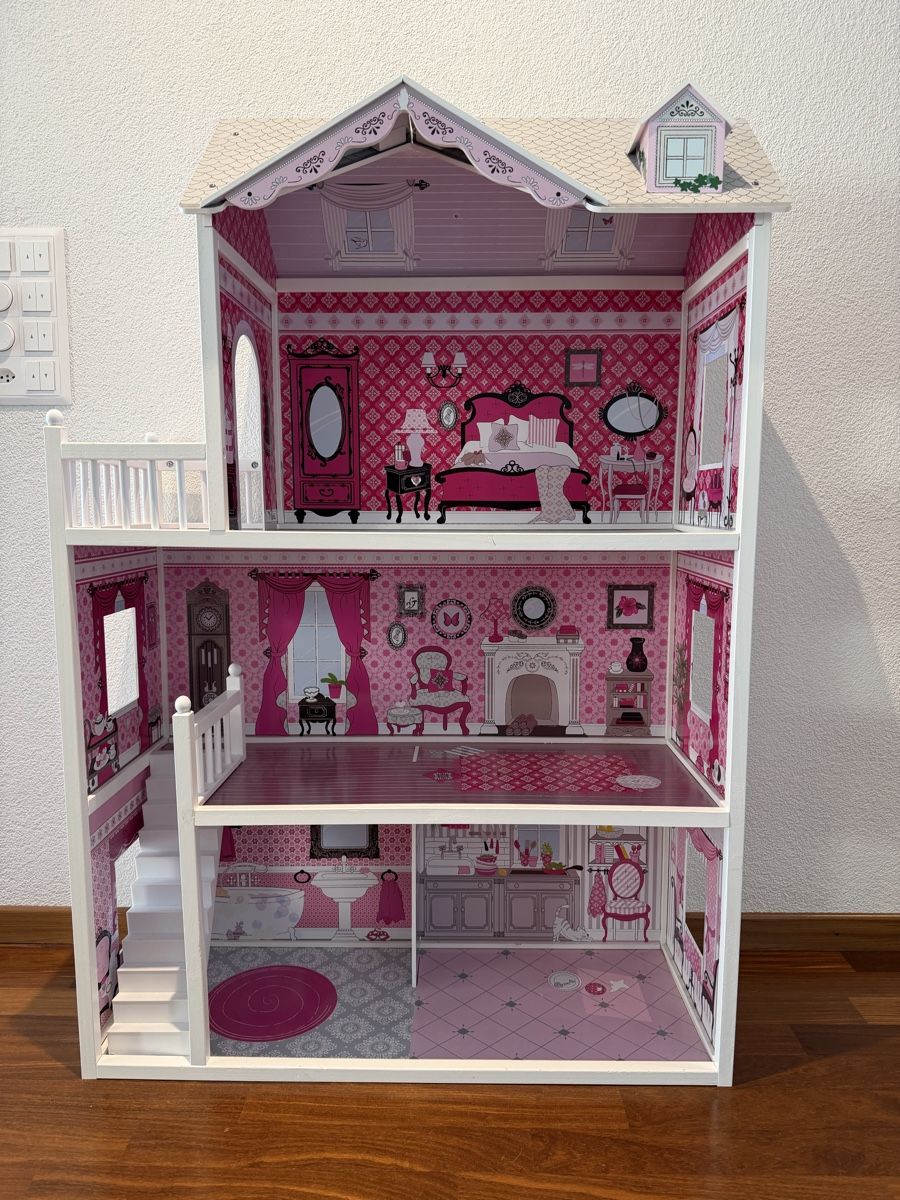 Maisons & Meubles de poupées: Puppenhaus – D'occasion à Glattpark(Opfikon) par Glatt19
