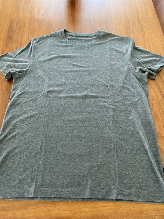 T-Shirt von Burton Grösse L /dunkelgrau