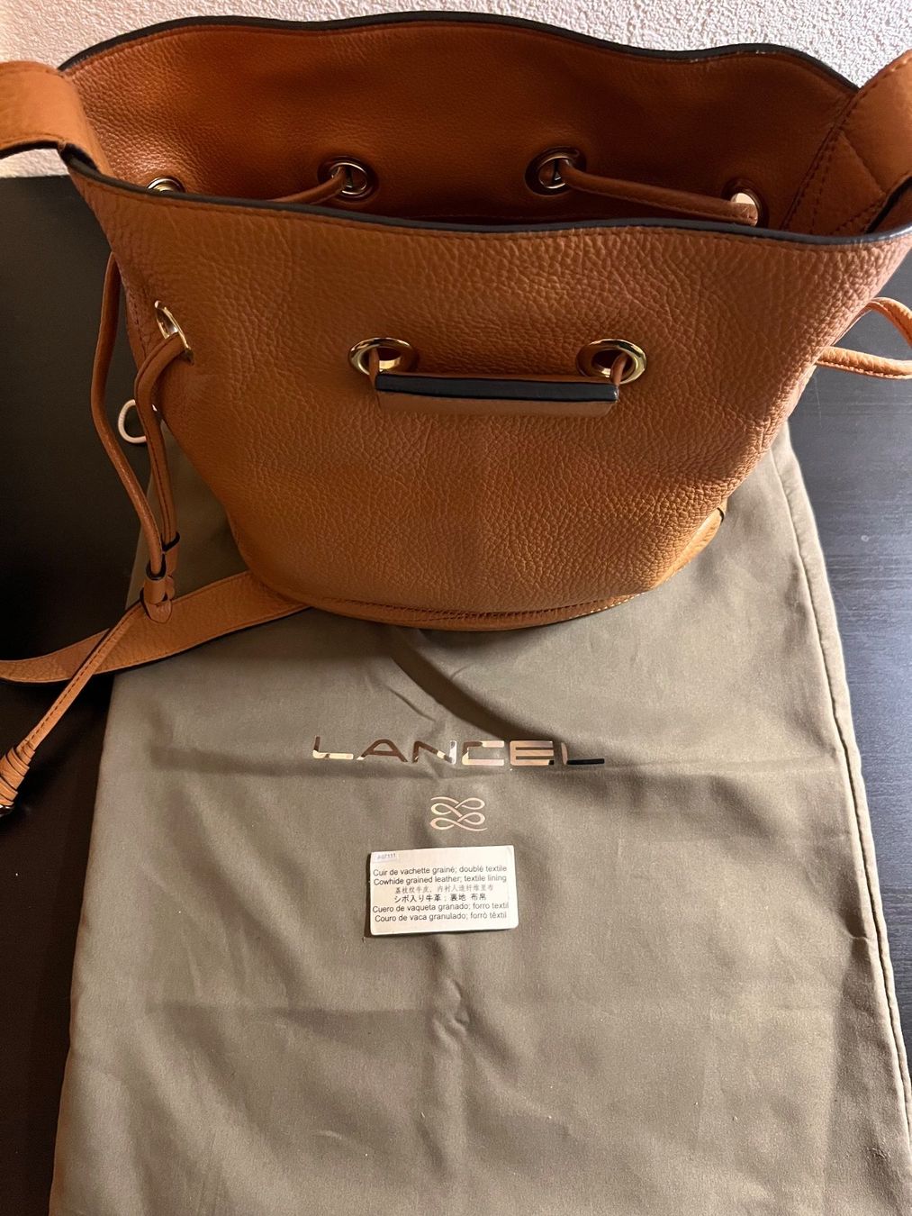 Lancel Taschen für Damen: Sac seau Lancel en cuir camel – Neu (gemäss Beschreibung) aus Genève von val_6wp8 1