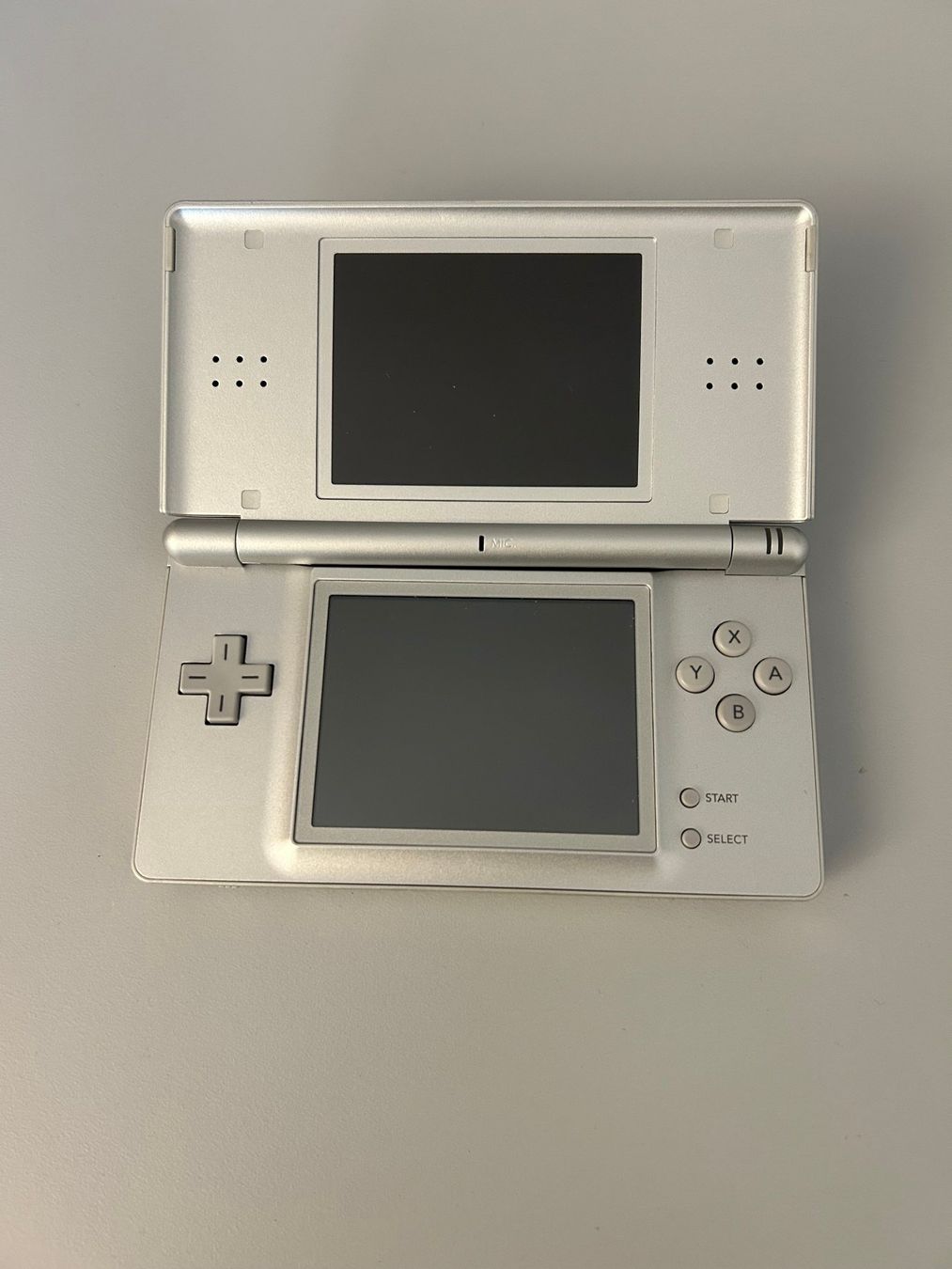 Nintendo Konsolen: Nintendo DS Lite – Gebraucht aus Walchwil von Holger2