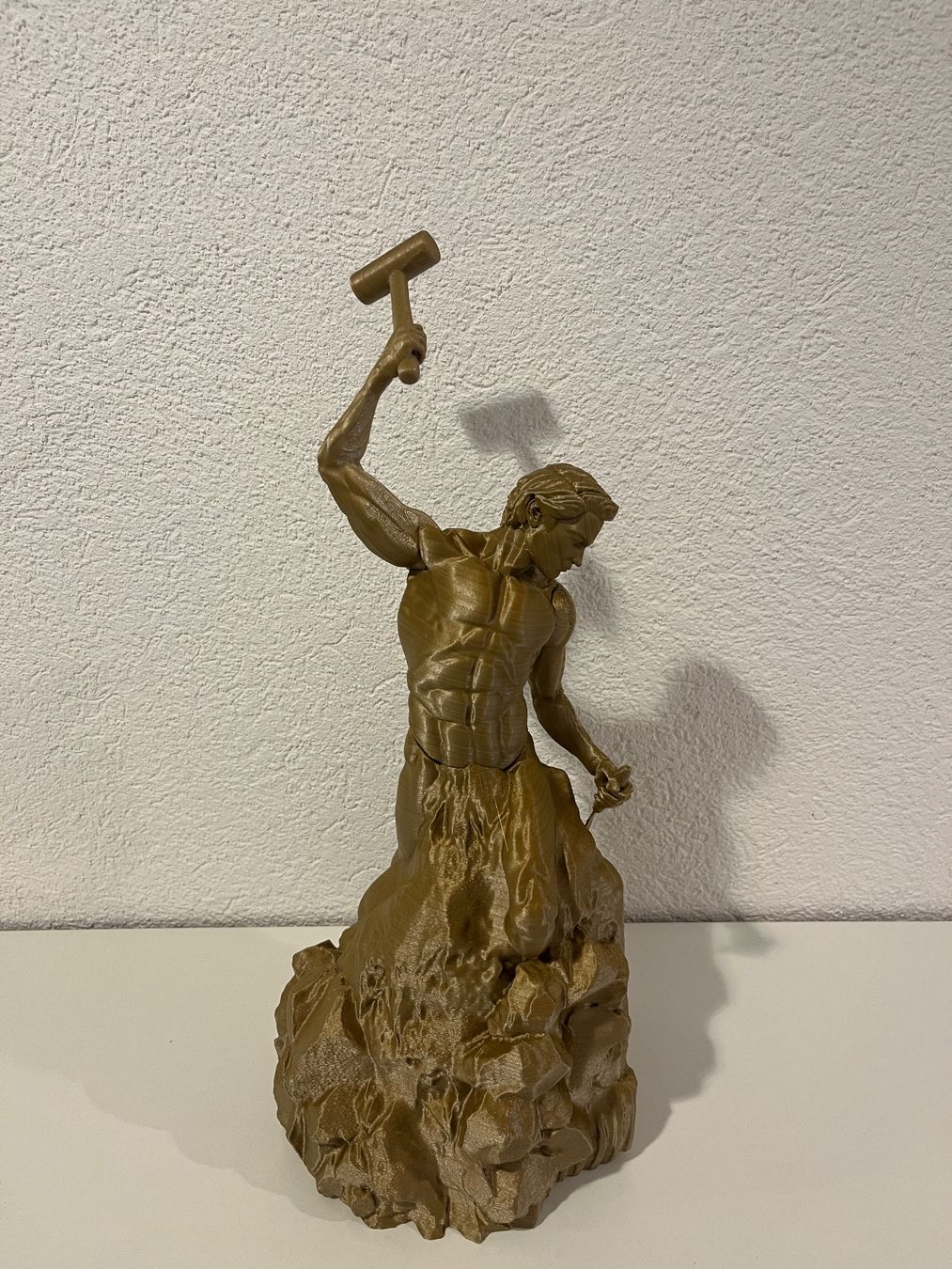 Skulpturen & Statuen: Self Made Man Statue / Skulptur – Neu (gemäss Beschreibung) aus Ernetschwil von Thies.Ray