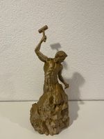 Self Made Man Statue / Skulptur