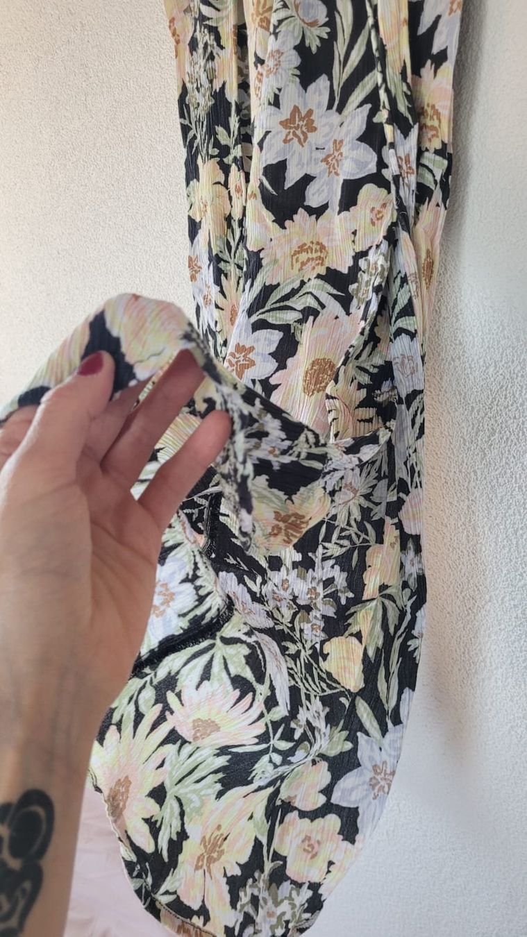 Billabong Hosen: Luftige Blumen Sommerhose, Grösse S/M – Gebraucht aus Zürich von miil0 2
