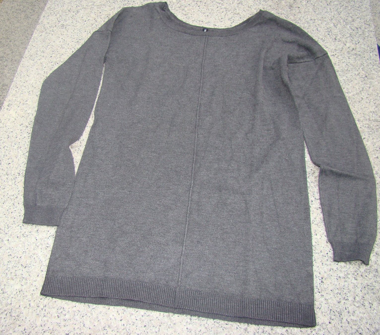 Maglioni & Felpe: Pullover langarm, grau, Grösse XS, Marke Chicorée – Usato da Malters venduto da burzi