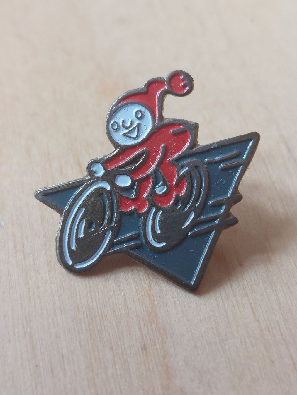 Placchette & Badge: 7 KNORR - PIN – Usato da Gipf - Oberfrick venduto da Esnoopy 5