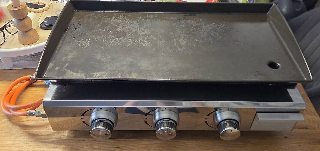 Griglie: Grille portable à gaz – Usato da Genève venduto da angeloscop 2