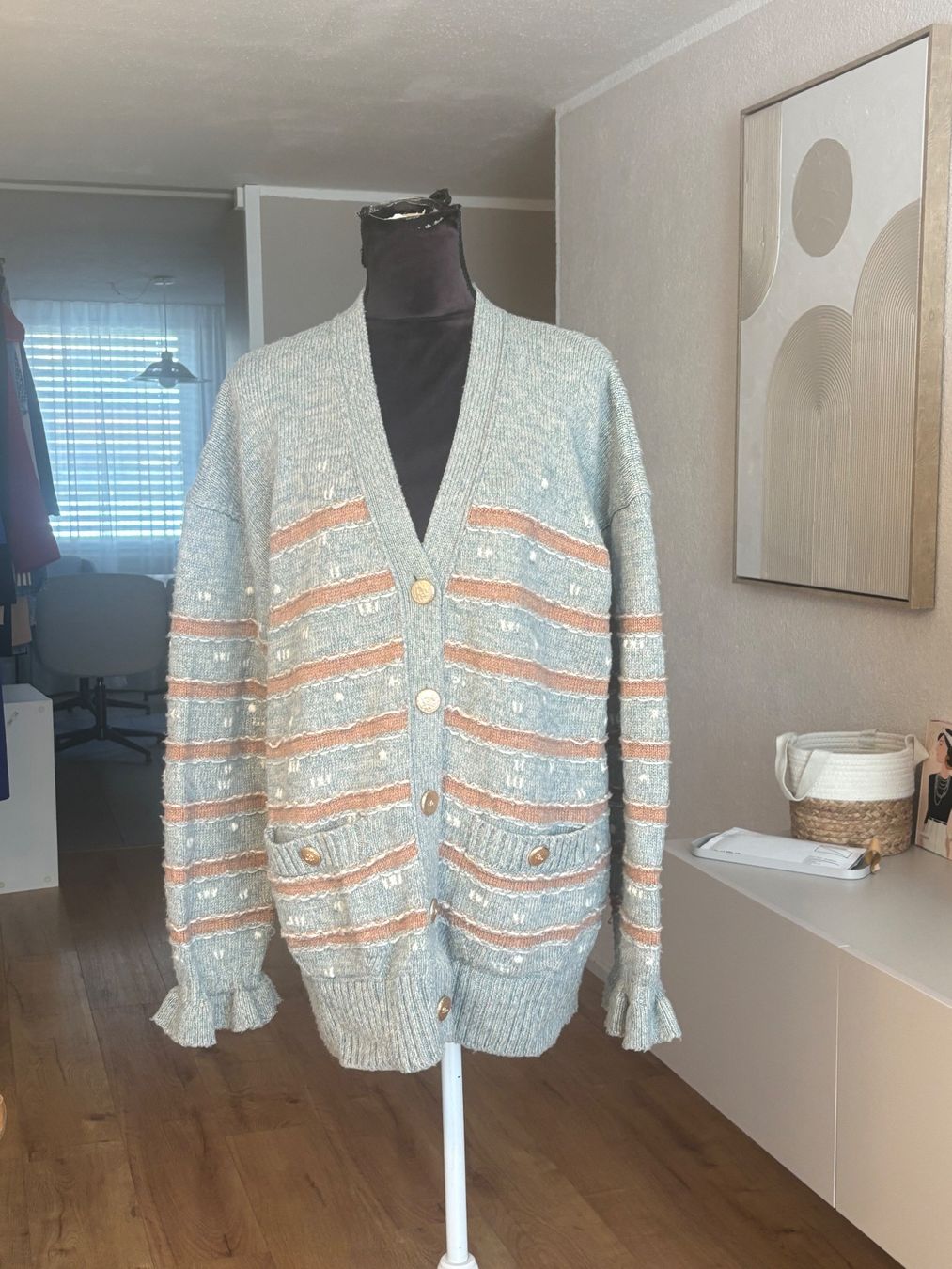 Chanel Giacche: Chanel  Strickjacke Cashmere – Usato da St. Margrethen SG venduto da dijanaO