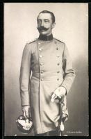 Prinz Ernst zu Hohenlohe in Uniform mit 