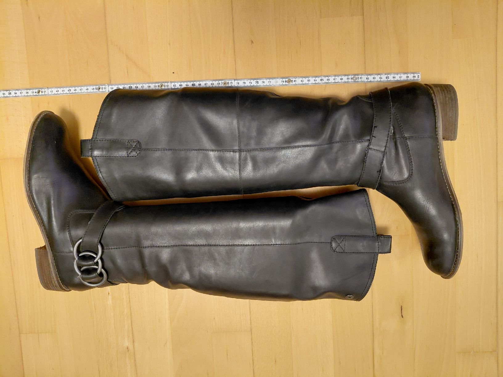 Scarpe da donna: Stiefel, Leder 40 – Usato da Windisch venduto da stiiine