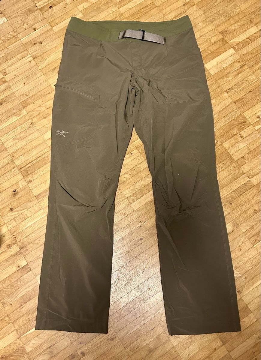 Arcteryx Pantaloni: Arcteryx Lefroy Pants Men grau – Usato da Obbürgen venduto da musigschopf