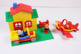 Lego Fabuland Haus mit Auto und Flugzeug