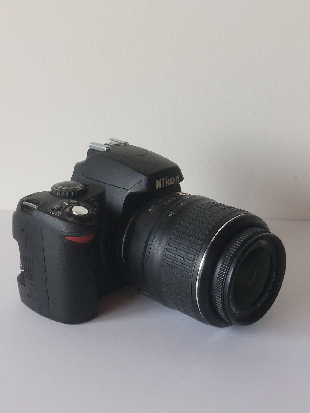 Nikon Fotocamera: Nikon D40x mit Objektiv – Usato da Schmitten FR venduto da losim1 1