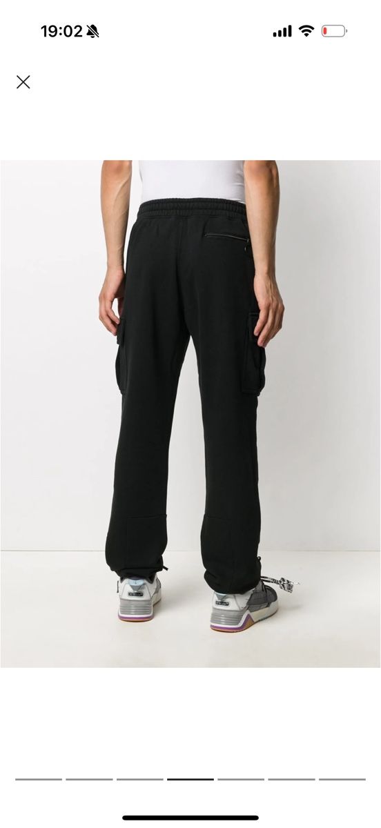 Off-White Pantaloni: Off white cargo jogger M – Usato da Giubiasco venduto da Darkemperor 6