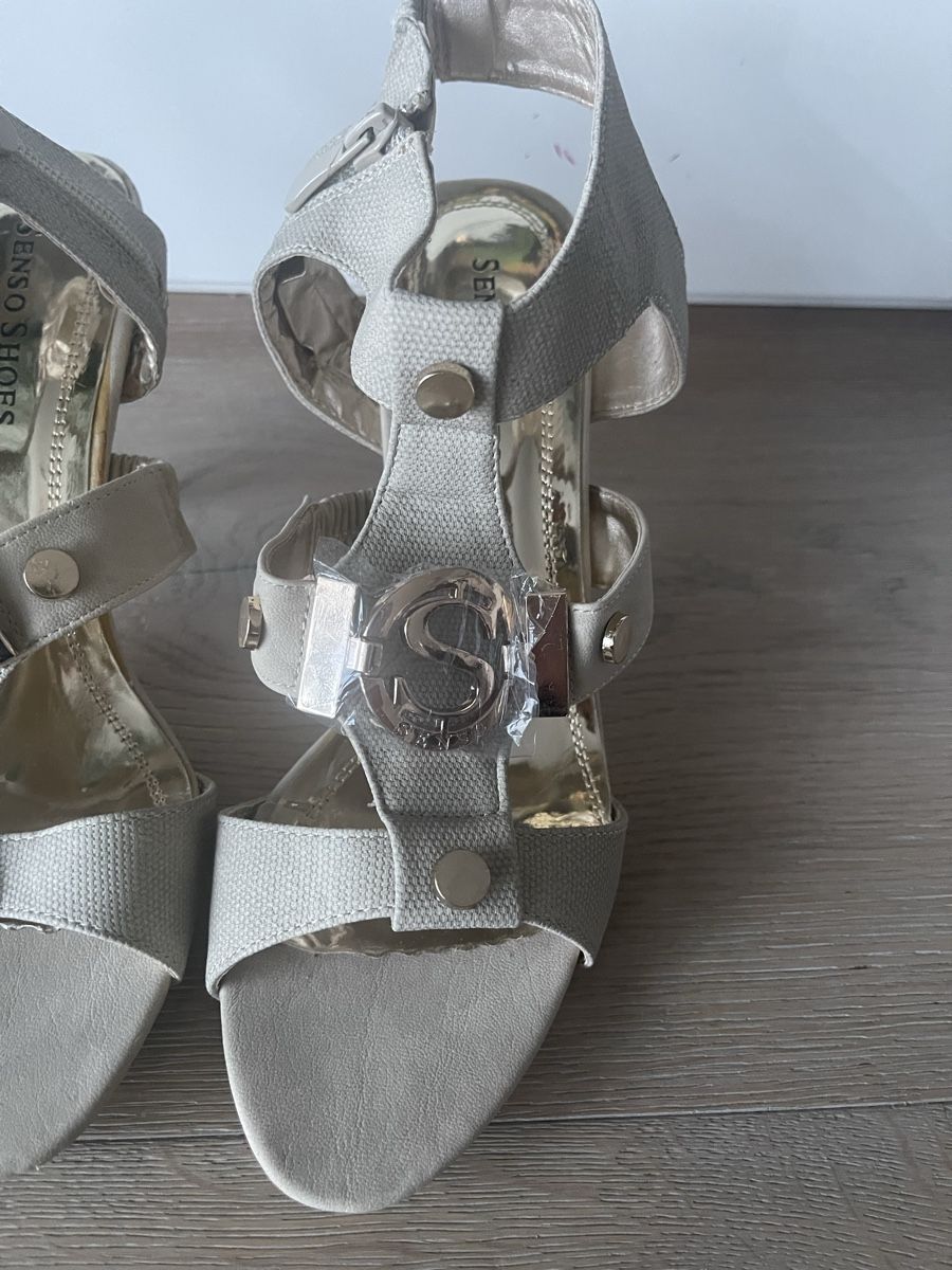 Damenschuhe: NEUE Elegante High Heels Gr. 40 beige Stiletto – Neu und originalverpackt aus Meilen von Golfer04 3