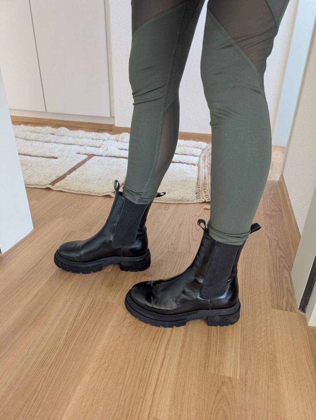 Scarpe da donna: Leder Schuhe 36 – Nuovo (secondo la descrizione) da Zürich venduto da caroline.boelle 1