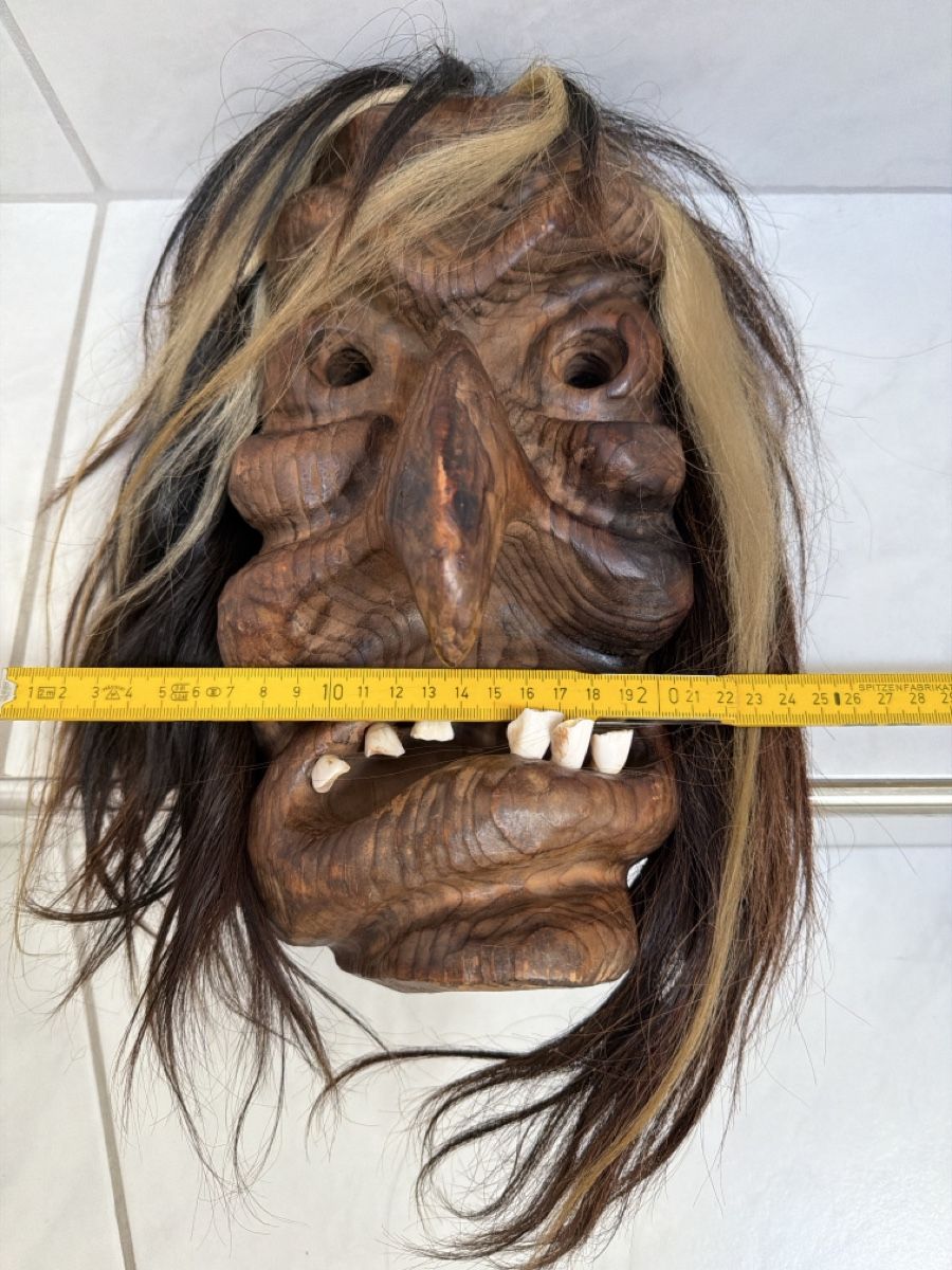 Sonstige Antiquitäten & Kunst: Alte Lötschentaler Holzmaske. – Gebraucht aus Biberist von Momo33 7